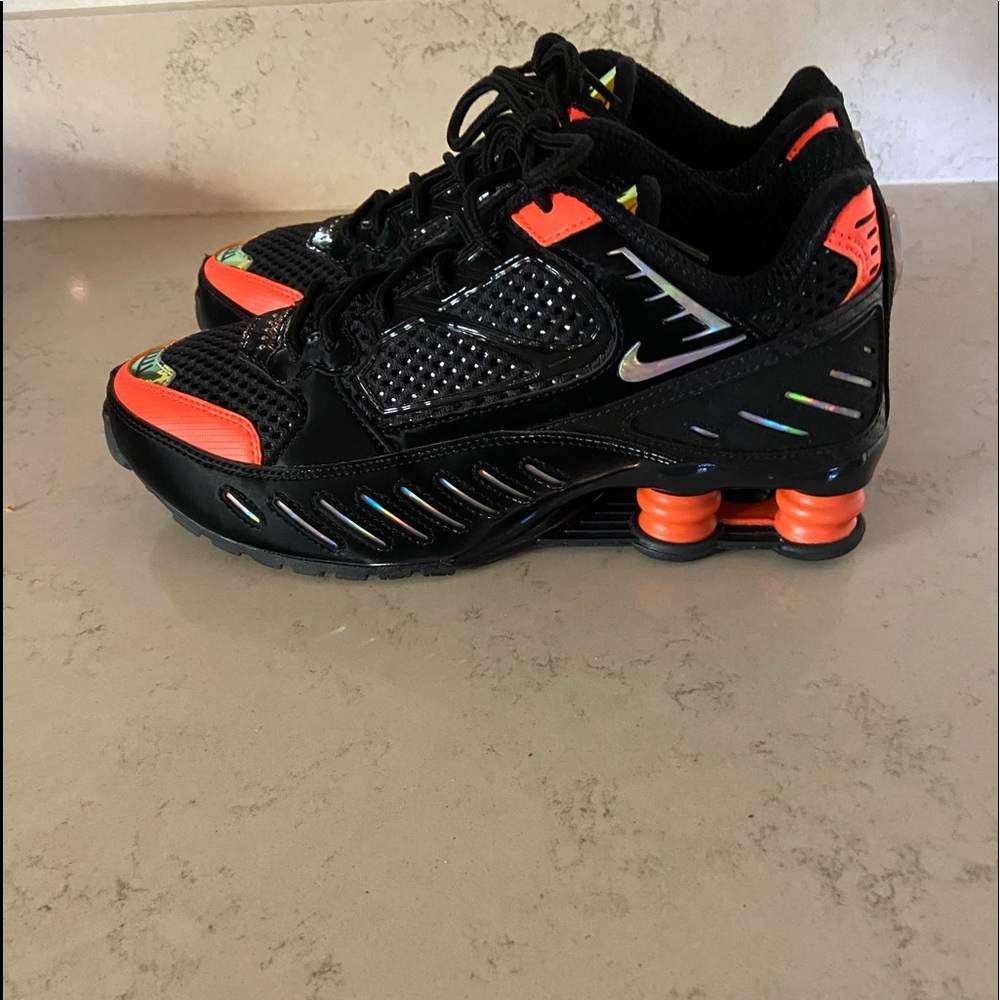 Nike Shox Enigma 9000